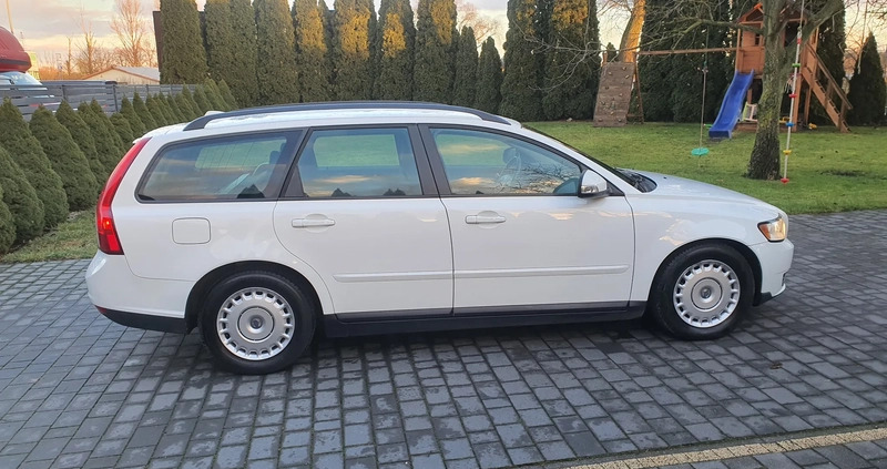 Volvo V50 cena 19900 przebieg: 195000, rok produkcji 2011 z Siedlce małe 137